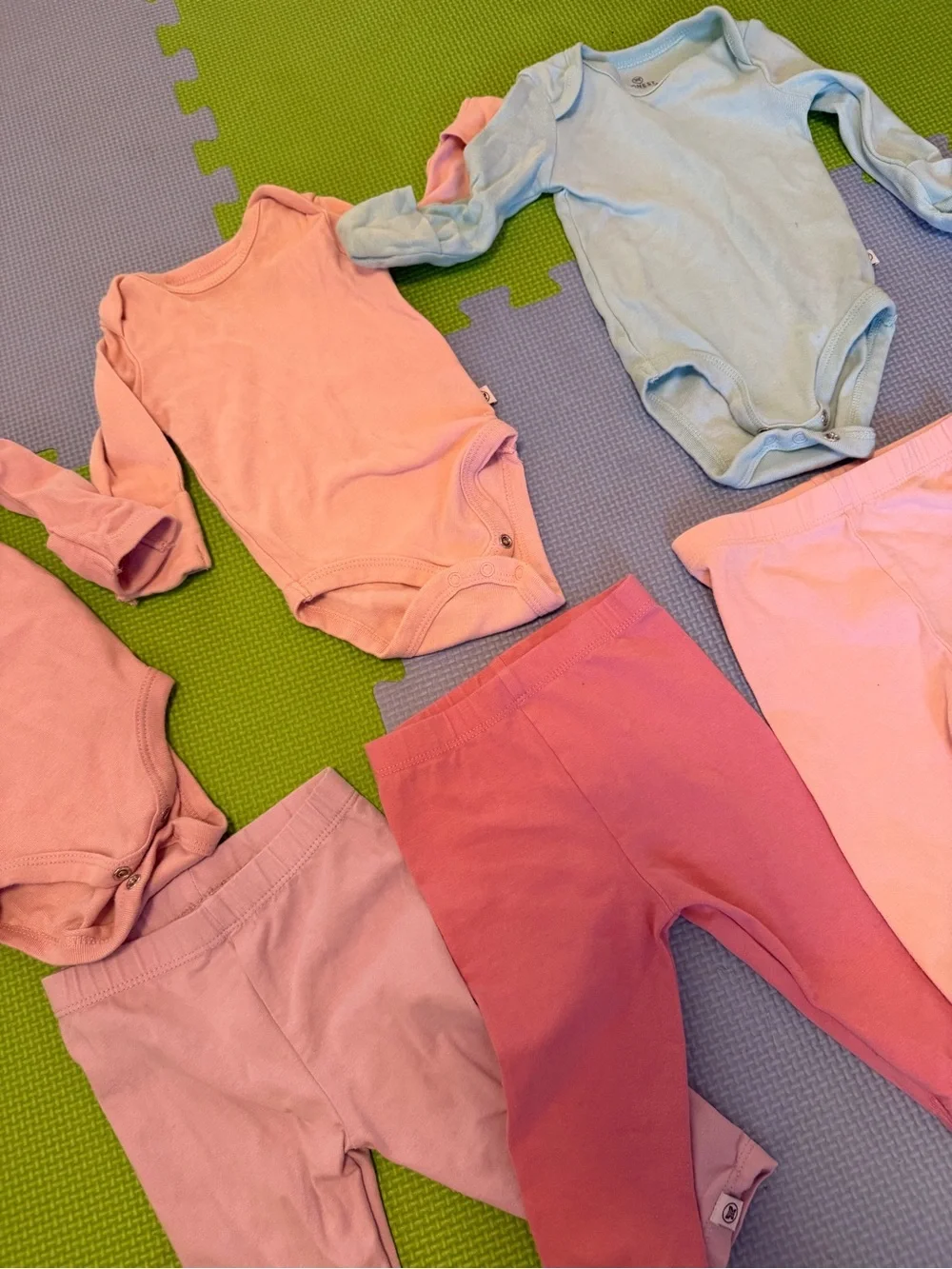 Baby Long-Sleeve Bodysuits and Leggings Set with pastel hats